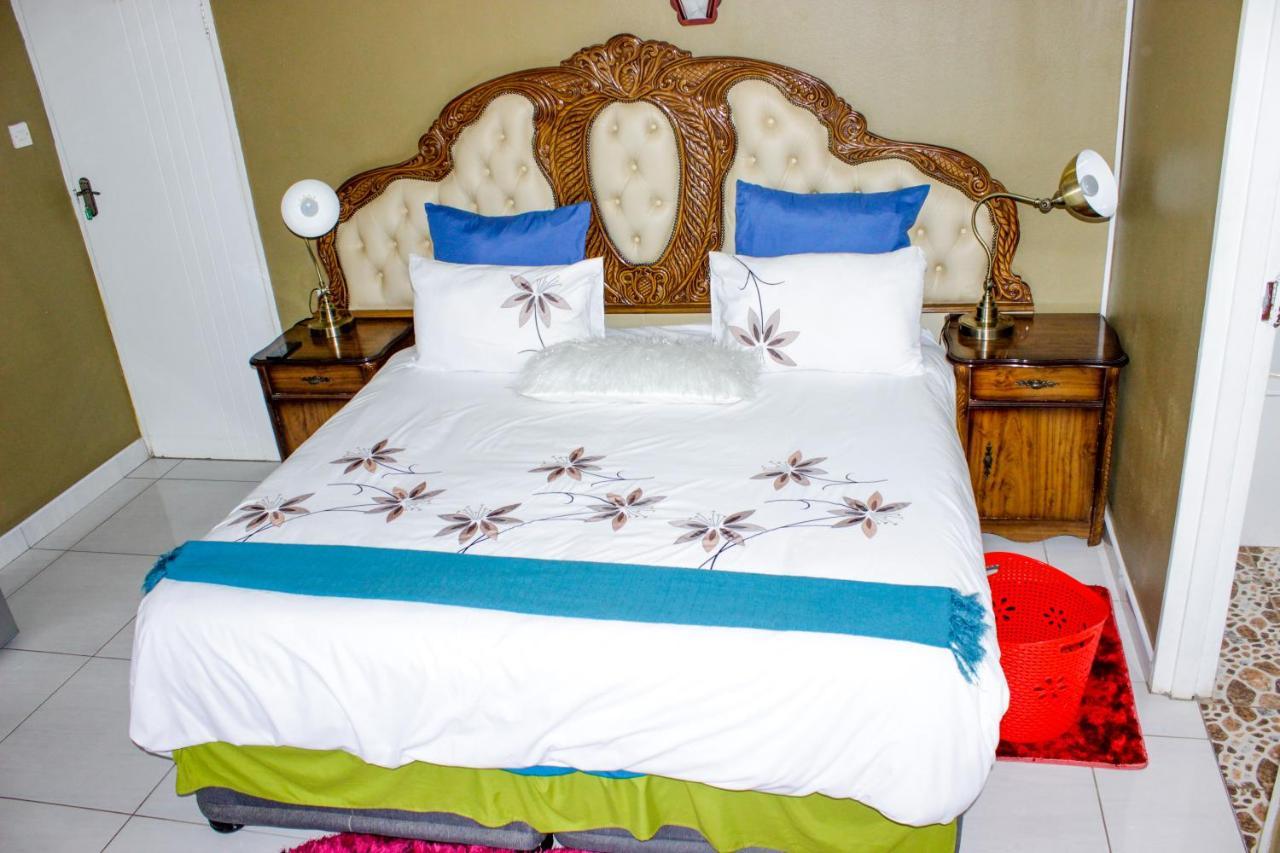 Motseleng Guest House Palapye Extérieur photo